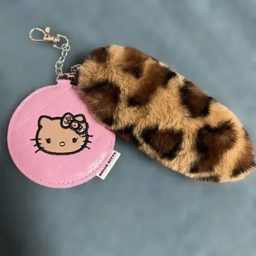 헬로키티 키링 퍼 포함