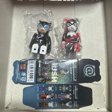 BE@RBRICK CHASE BATMAN HUSH 베어브릭 2종 세트