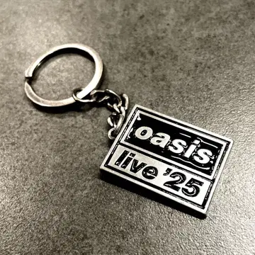 [ oasis ] Live '25 Logo Enamel Keyring