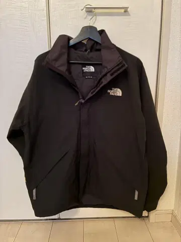 The North Face 블랙 마운틴 파카