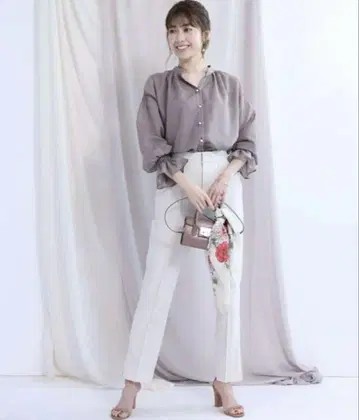 아푸와이저 리셰 지퍼 슬릿 팬츠