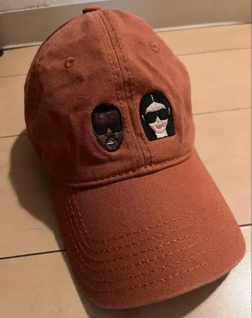 WORLDWIDE FAMOUS 카니예 김