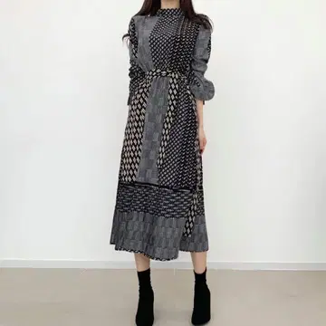 네이비 (pure Conte) 체형 커버 롱 원피스