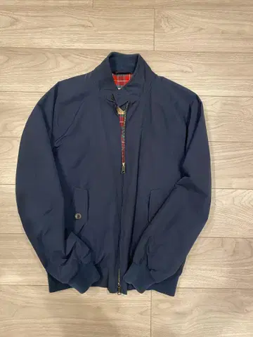 BARACUTA G9