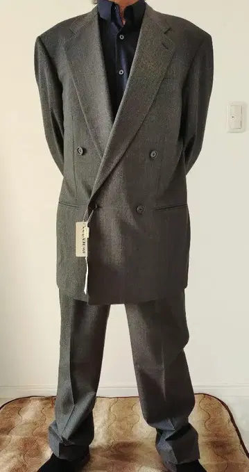 KRIZIAUOMO 셋업 수트