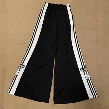 adidas 블랙 조거 팬츠 M 사이즈