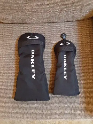 OAKLEY 골프헤드커버 2세트