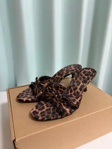 [ ZARA ] 뮬 상자 없음