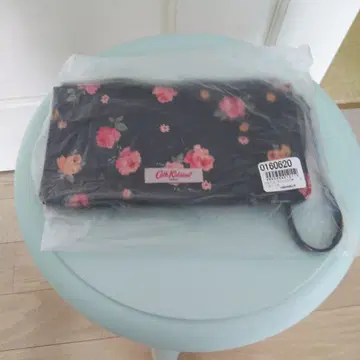 Cath Kidston 플로럴 장지갑