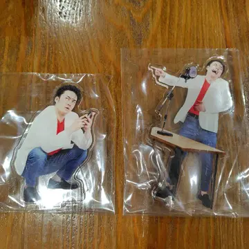 케빈 아크릴 스탠드