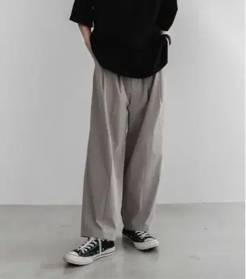 remer 리메일 루즈 테이퍼드 와이드 팬츠 베이지 S 사이즈