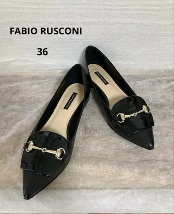 [새상품급] FABIO RUSCONI 골드 비트 장식 로우힐 펌프스