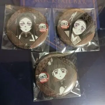 귀멸의 칼날 다이닝 오타노시미 복권 캔뱃지 코쵸 카나에 카나오