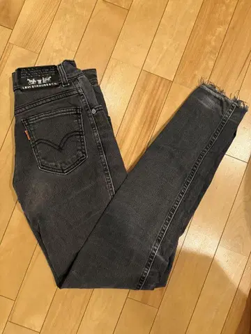 Levi's 블랙 스트레이트 데님 리바이스 806