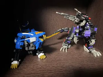 1/100 제노자우러 & 블레이드 라이거 REALIZE MODEL 완성품