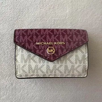 마이클코어스 지갑 3단 폴더형 지갑