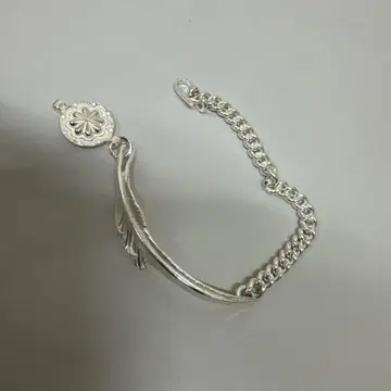 래리 스미스 팔찌