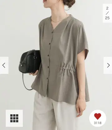 택 포함 새상품 카키 DOORS V넥 허리 개더 블라우스
