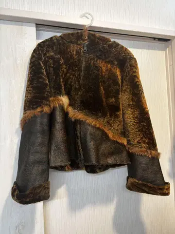 브라운 퍼 가죽 자켓