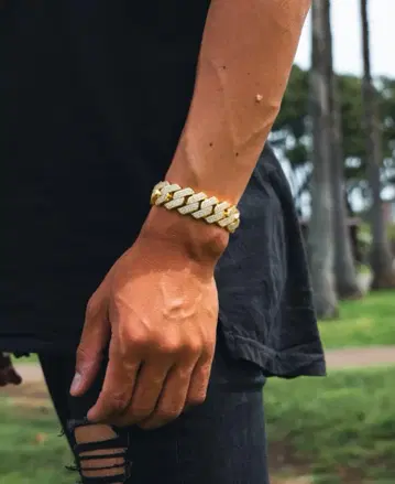 Glitter19mm Iced Out ProngChainBracelet