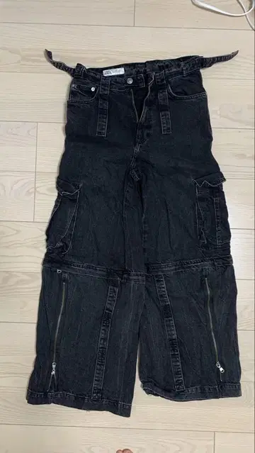 ZARA 블랙 카고 팬츠