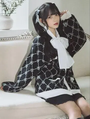 Ank Rouge 가디건