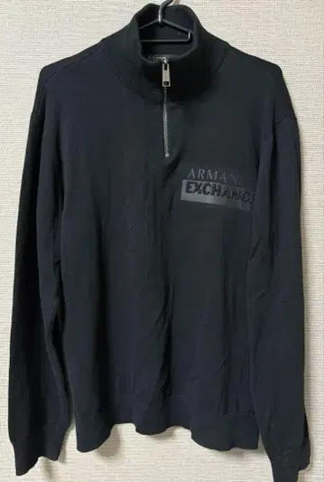 ARMANI EXCHANGE 블랙 하프 지퍼 스웨터 M