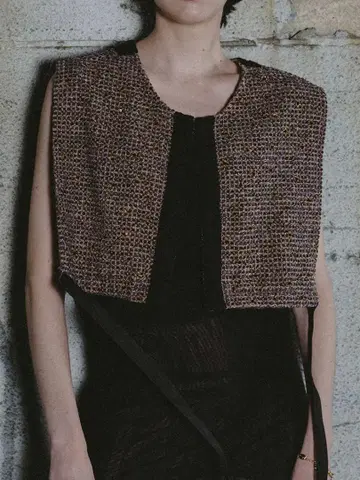 ELCHELE 엘르체레 KIRA TWEED BTOF VEST
