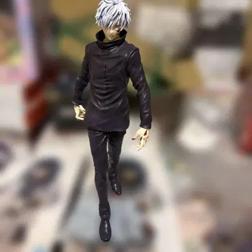 주술회전 고죠 사토루 피규어