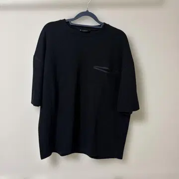 ALLTERRAIN 81 블랙 T셔츠