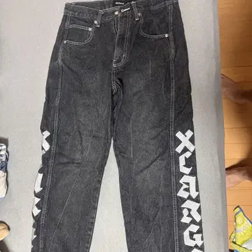 XLARGE 블랙 데님 팬츠 M 사이즈
