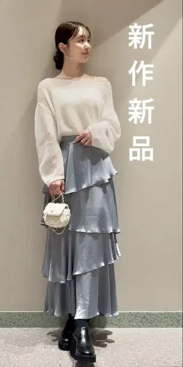 신상 새상품 완판템 스나이델 새틴 내로우 캉캉 스커트