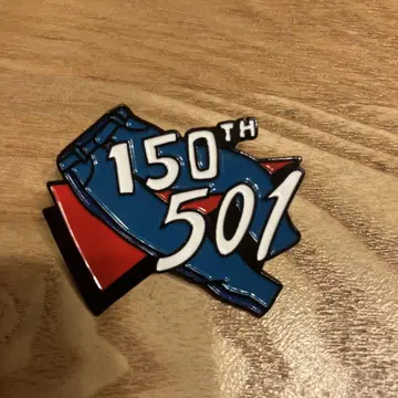 150주년 501 데님 디자인 핀 배지 상하이