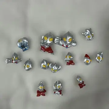 울트라맨 머리 부품 [버튼] 세트