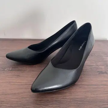 [ 새상품급 ] fuwaraku 스틸레토 펌프스 블랙 23.5cm