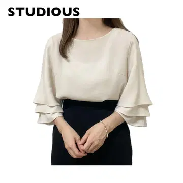 STUDIOUS 스테이디오스 플레어 슬리브 블라우스 일본제