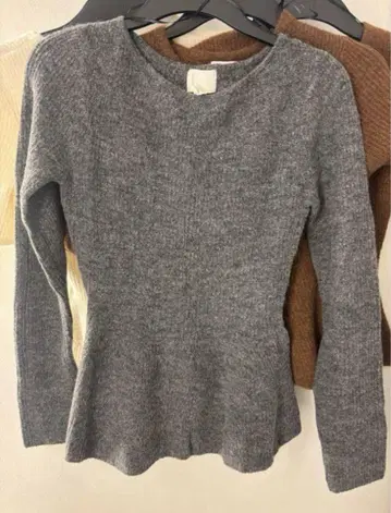 [매장 한정] 신상품 H&M 페플럼 니트
