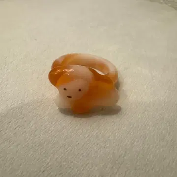 달리는 강아지 반지 제멋대로인 아기곰 마블