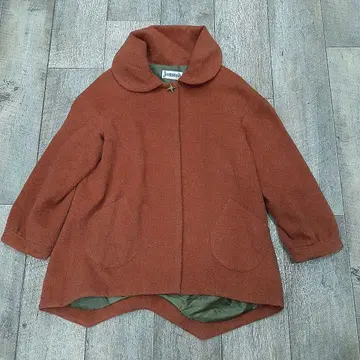 호코모모라 벽돌색 코트 size40