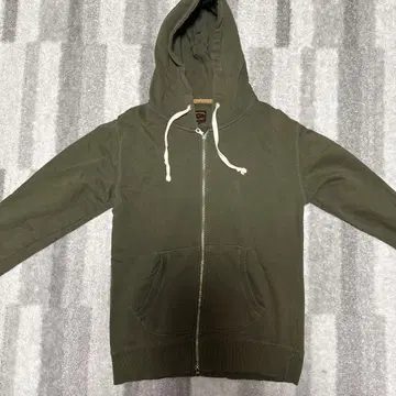 BEAMS HEART 올리브 M 집업 후드티