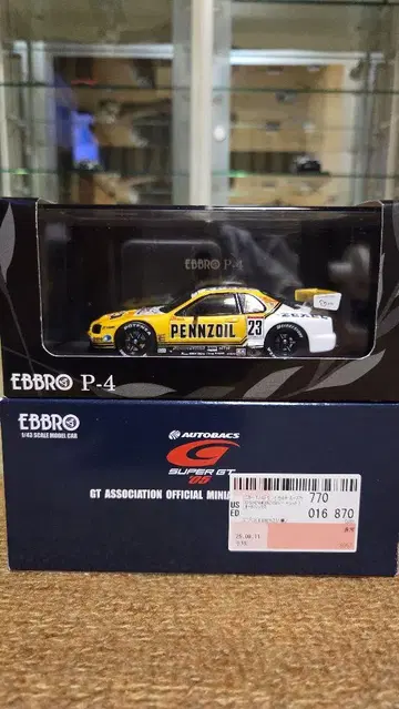 1/43 EBBRO 펜즈 오일 제크셀 GT-R 2001
