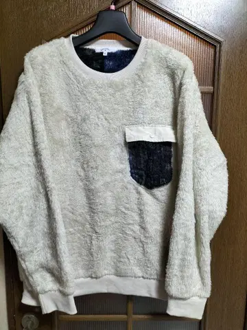 아이보리 플리스 크루넥 트레이닝복