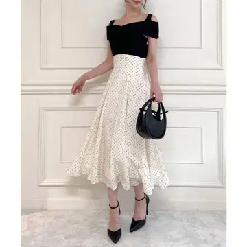 ROYALPARTY 오프숄더 카슈쿨 도킹 원피스