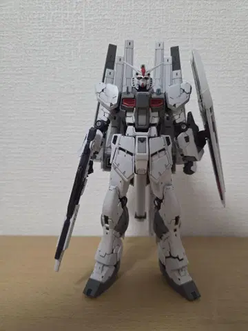 RG 뉴 건담 퍼스트 로트 컬러 ver.
