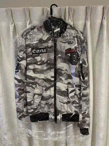버쉬카/Bershka 충전솜 MA-1 클리닝 완료 카모플라쥬 M 그레이