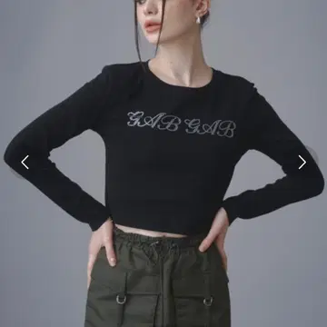 [ GABGAB ] 큐빅 Tee 블랙