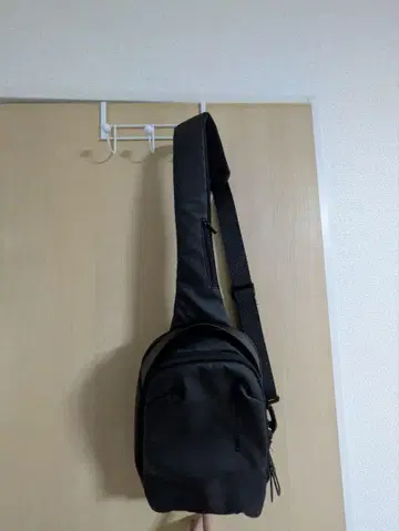 Muzee 숄더백