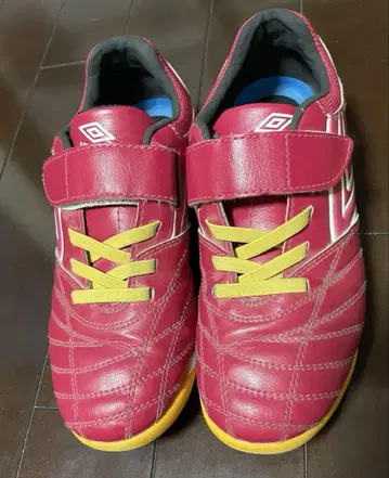 umbro 빨간색 축구화 21.5cm