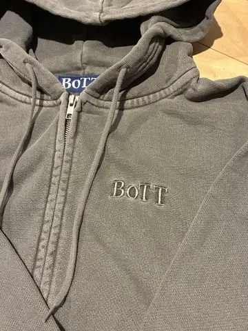 [ 미사용 새상품 ] BoTT LOGO ZIP HOODIE