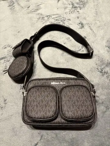 MICHAEL KORS 블랙 숄더백